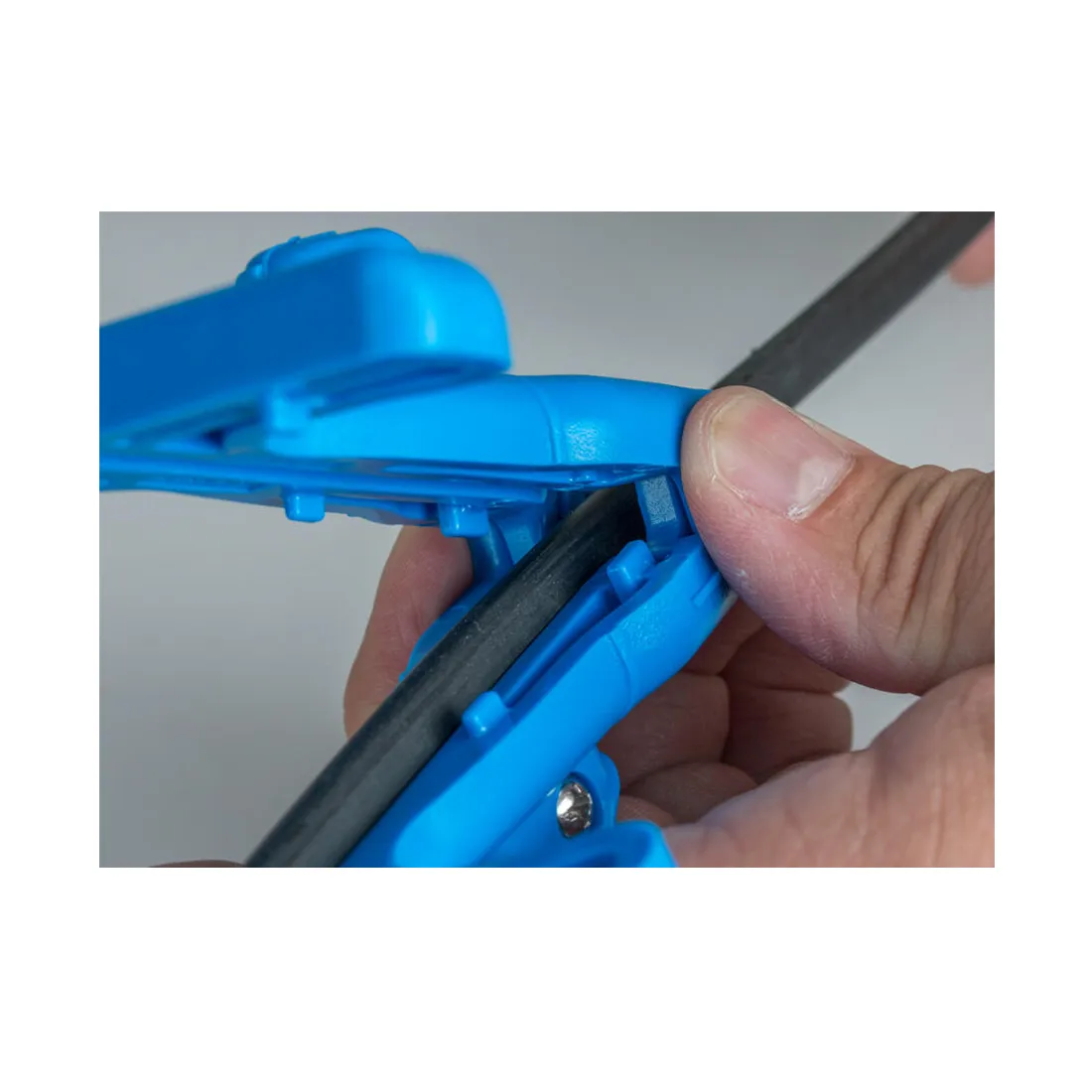 Стриппер для разделки плоского кабеля Jonard Tools FOD-2000 — изображение 3