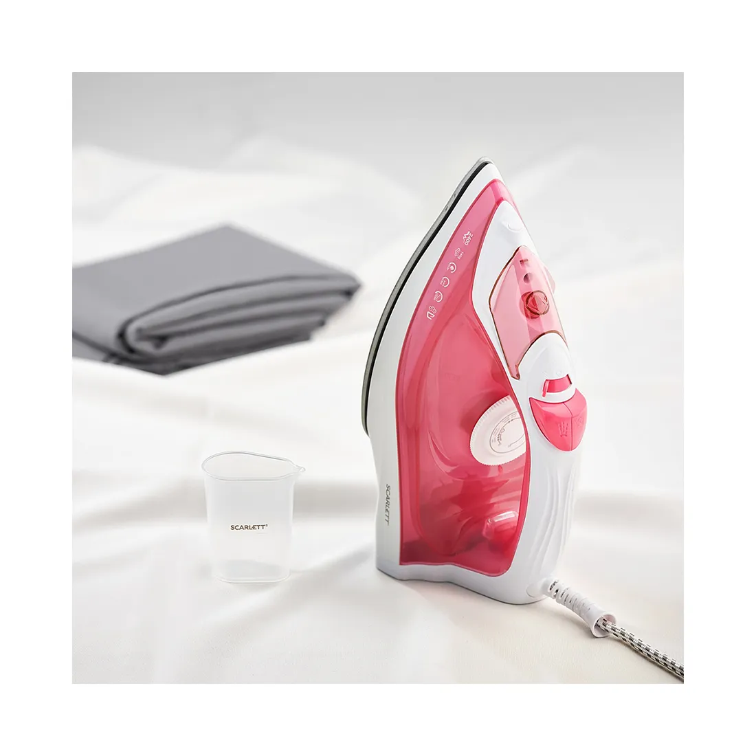 Утюг Scarlett SC-SI30K56 — изображение 3