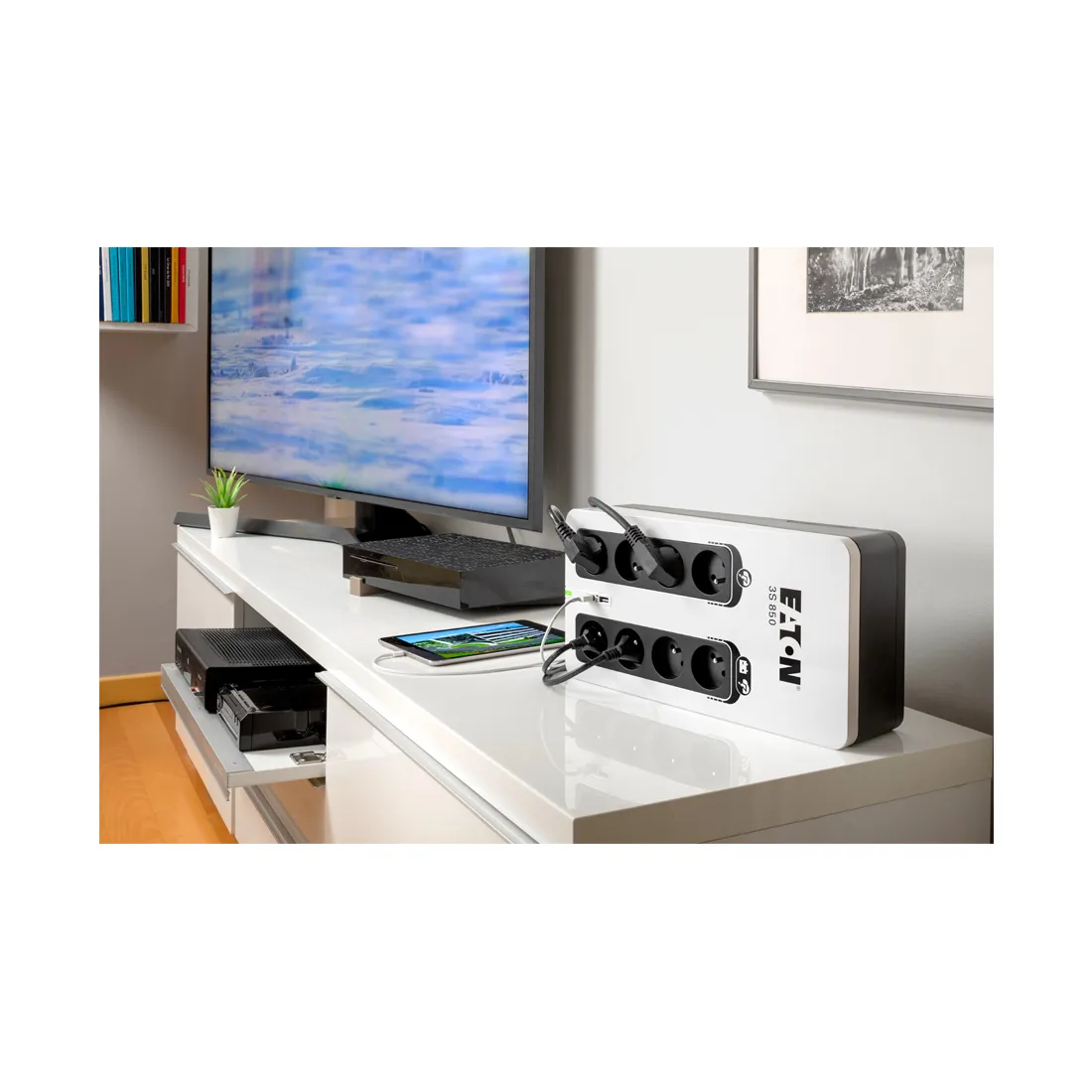 Источник бесперебойного питания Eaton 3S850D — изображение 3